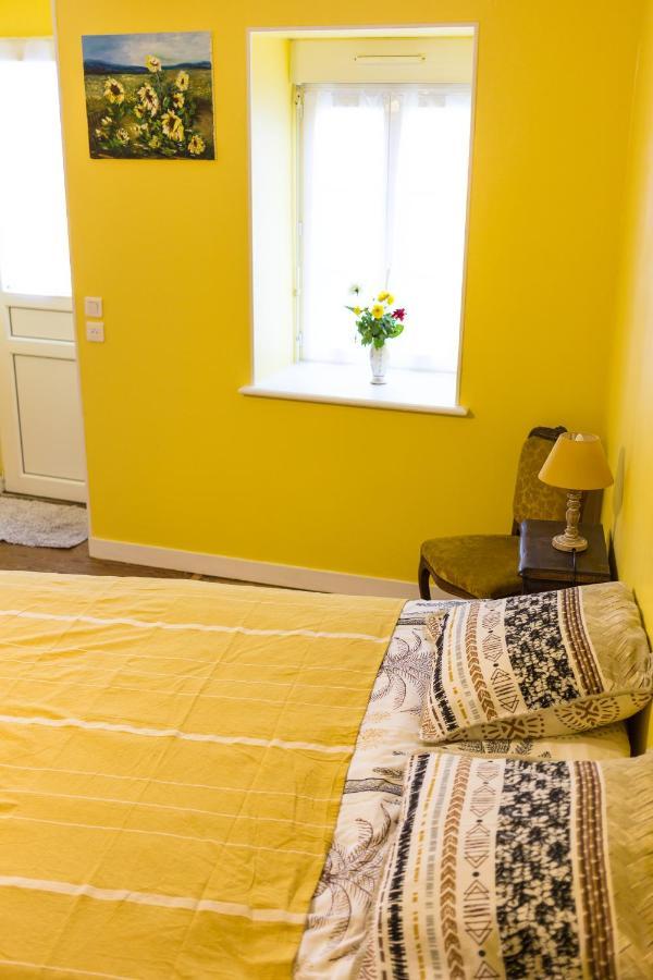 Bed and Breakfast La Tour Cachee Mortain-Bocage Exteriér fotografie